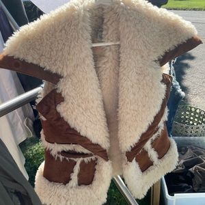 Guess shearling vest